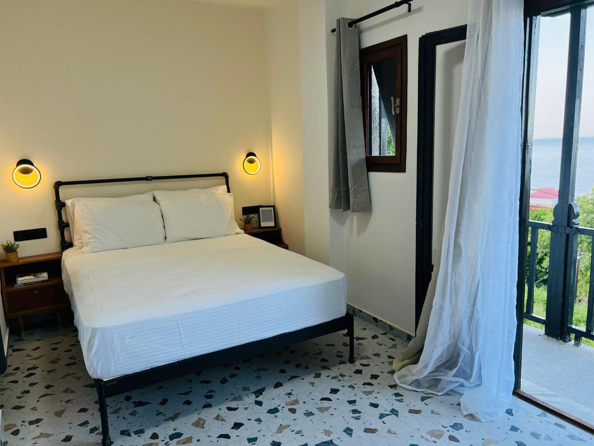 Yalla Chorefto - Hotel & Fun Екстериор снимка